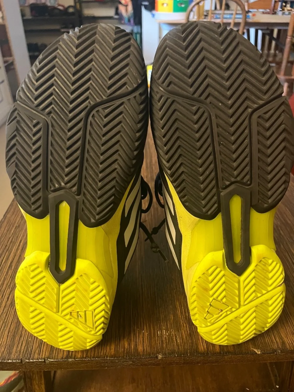 Adidas tennis shoes